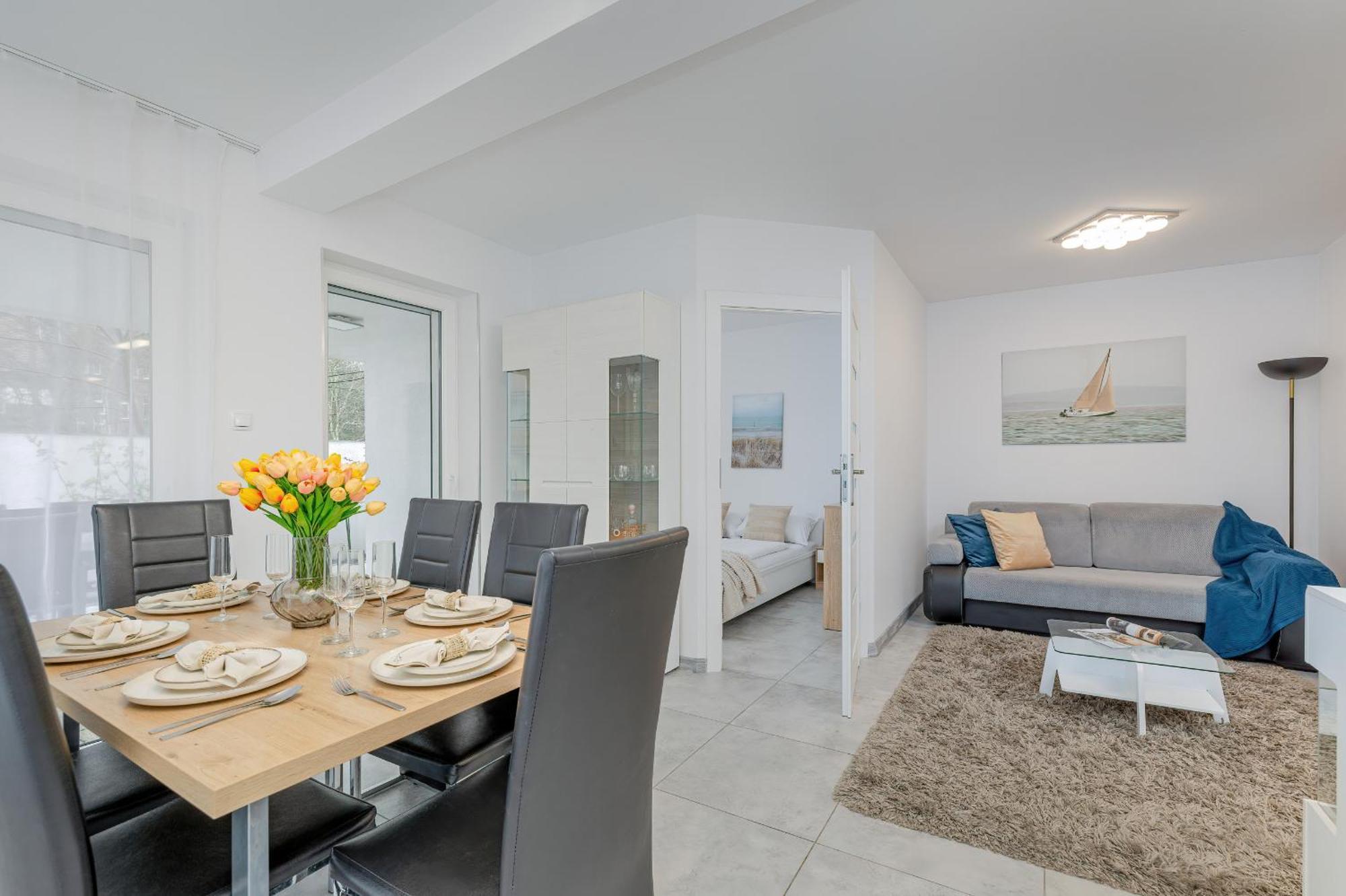Family Apartments Herberta With Terrace And Parking By Rent Like Home Swinemünde Exterior foto