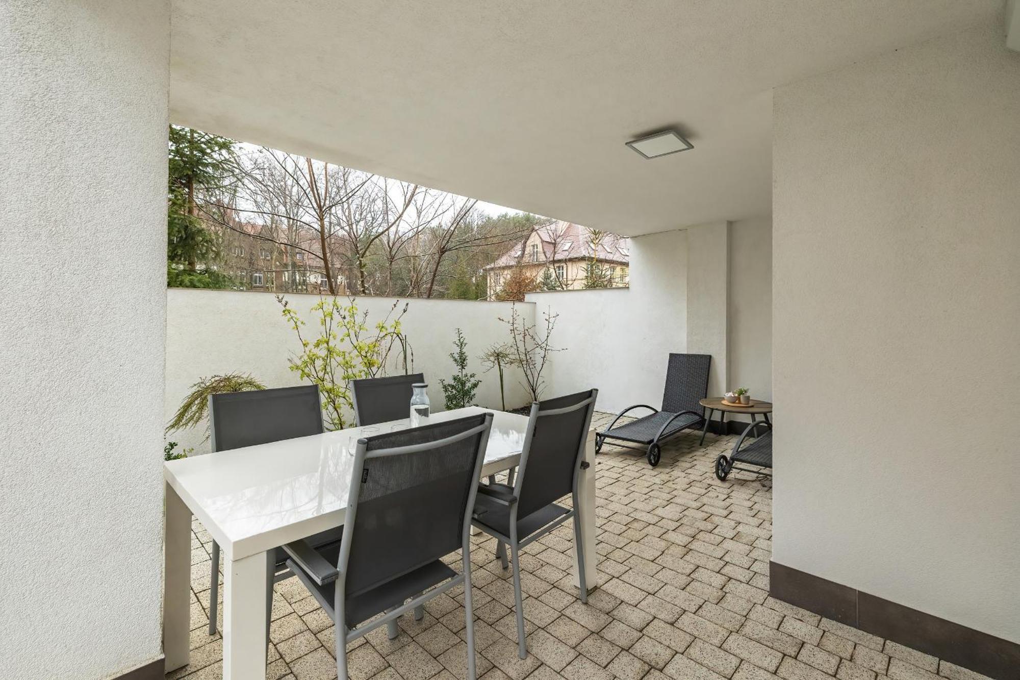 Family Apartments Herberta With Terrace And Parking By Rent Like Home Swinemünde Exterior foto