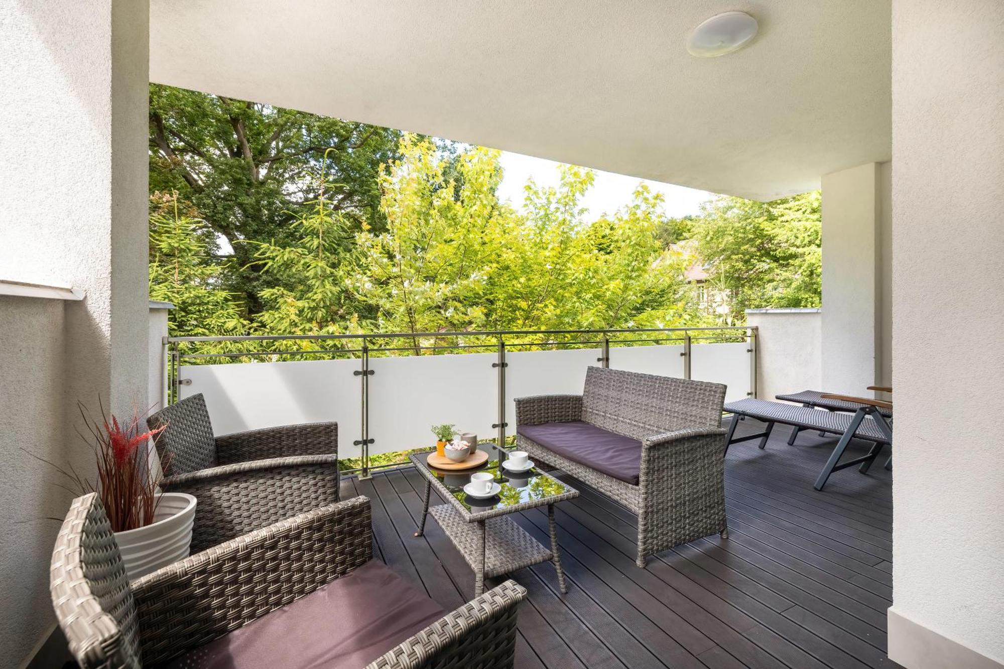 Family Apartments Herberta With Terrace And Parking By Rent Like Home Swinemünde Exterior foto