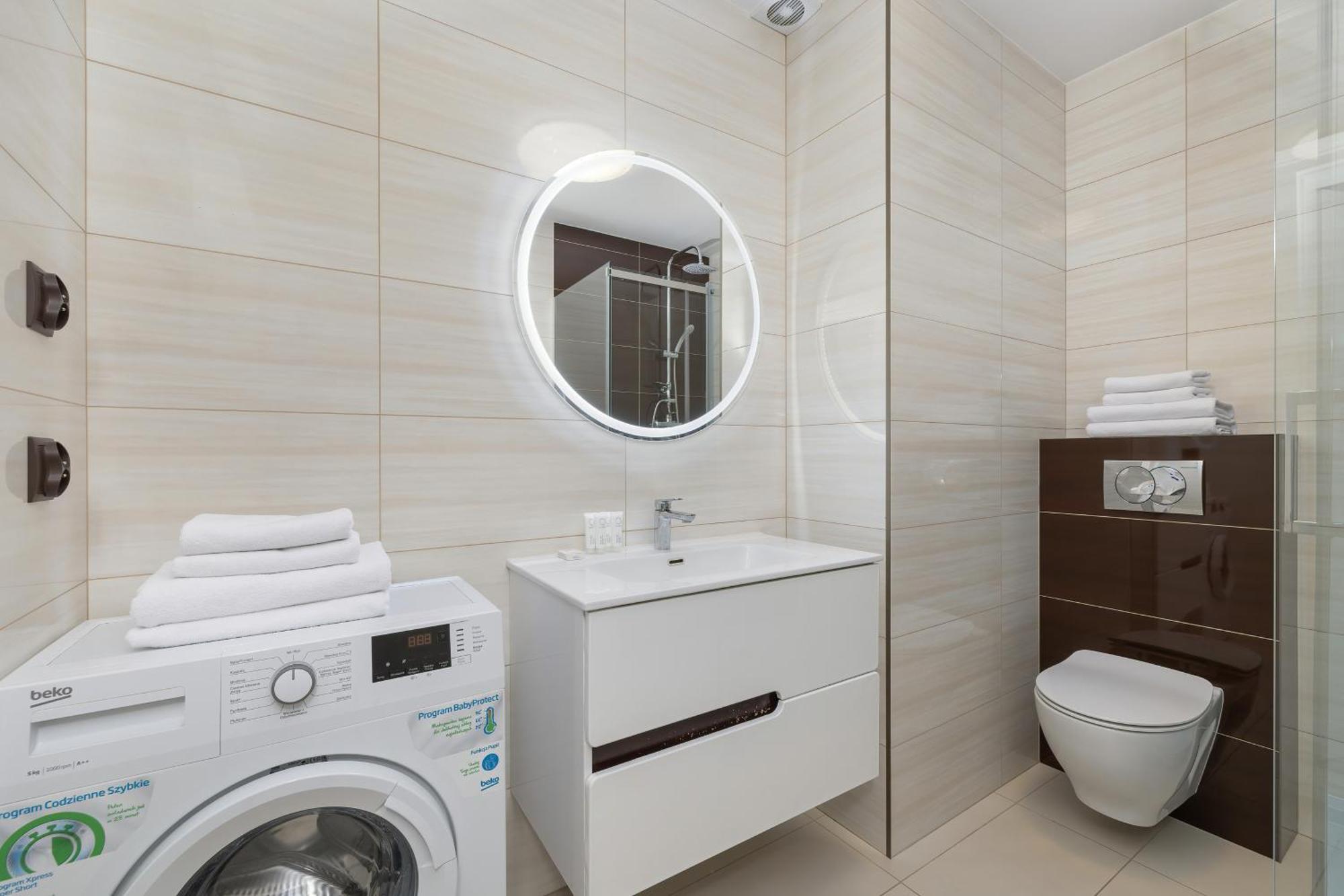 Family Apartments Herberta With Terrace And Parking By Rent Like Home Swinemünde Exterior foto
